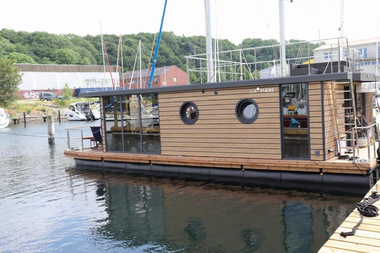 Hausboot Lina In Flensburg Hotel Exterior foto